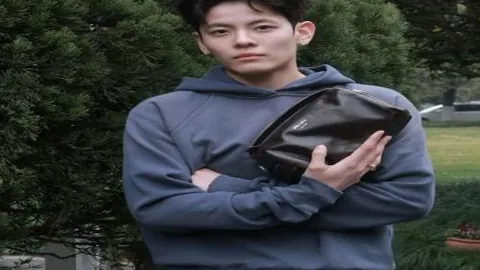 大马丁状态大好，备战曼联关键战，明日揭晓是否出战！